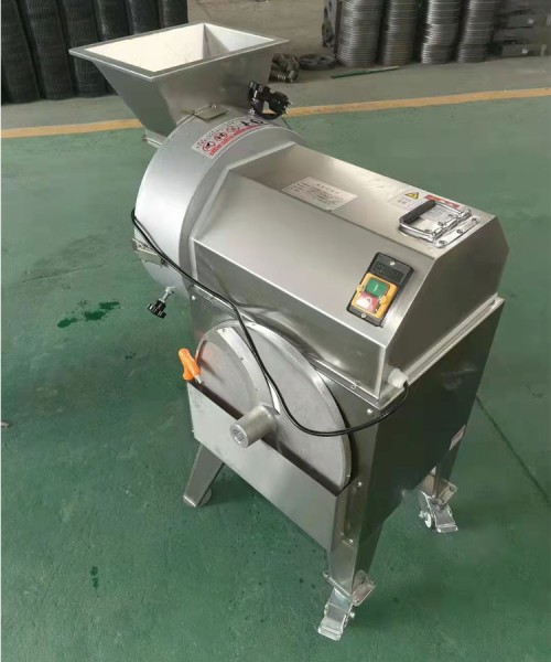 Potato slicer cutting machine